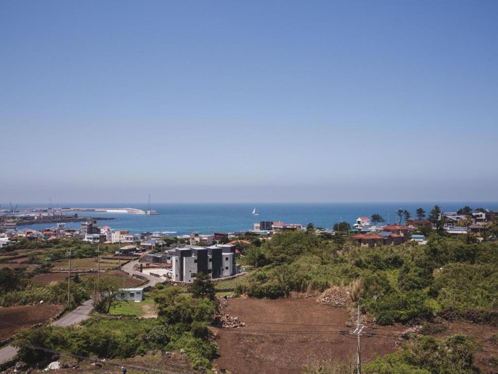 Sallys Jeju Hotel Exterior foto
